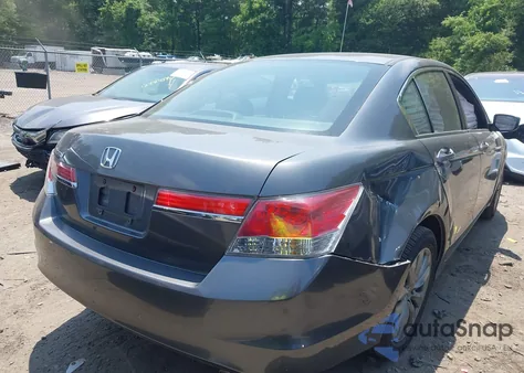 2012 Honda Accord 2.4 Ex из США, поврежденный, VIN 1HGCP2F77CA117664